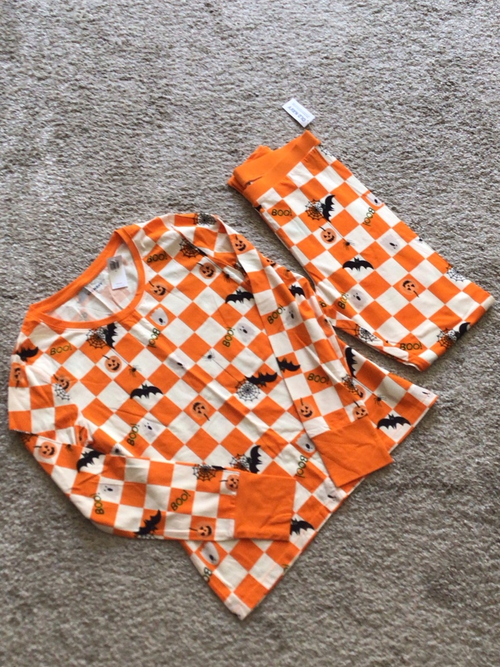 OLD NAVY HALLOWEEN PAJAMAS - MEDIUM NWT